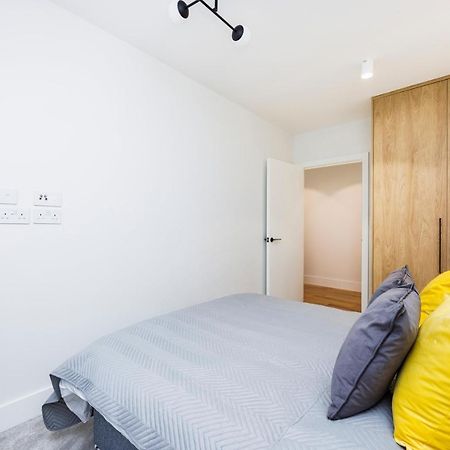 Luxury Spacious 2 Bed Apartment, London - Sk Exterior foto