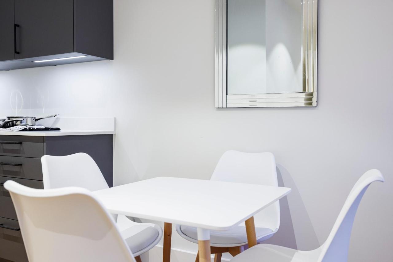 Luxury Spacious 2 Bed Apartment, London - Sk Exterior foto