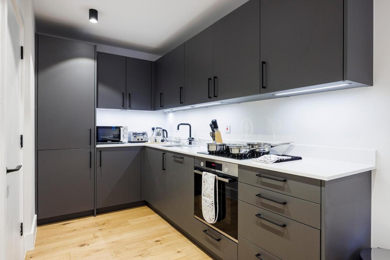 Luxury Spacious 2 Bed Apartment, London - Sk Exterior foto