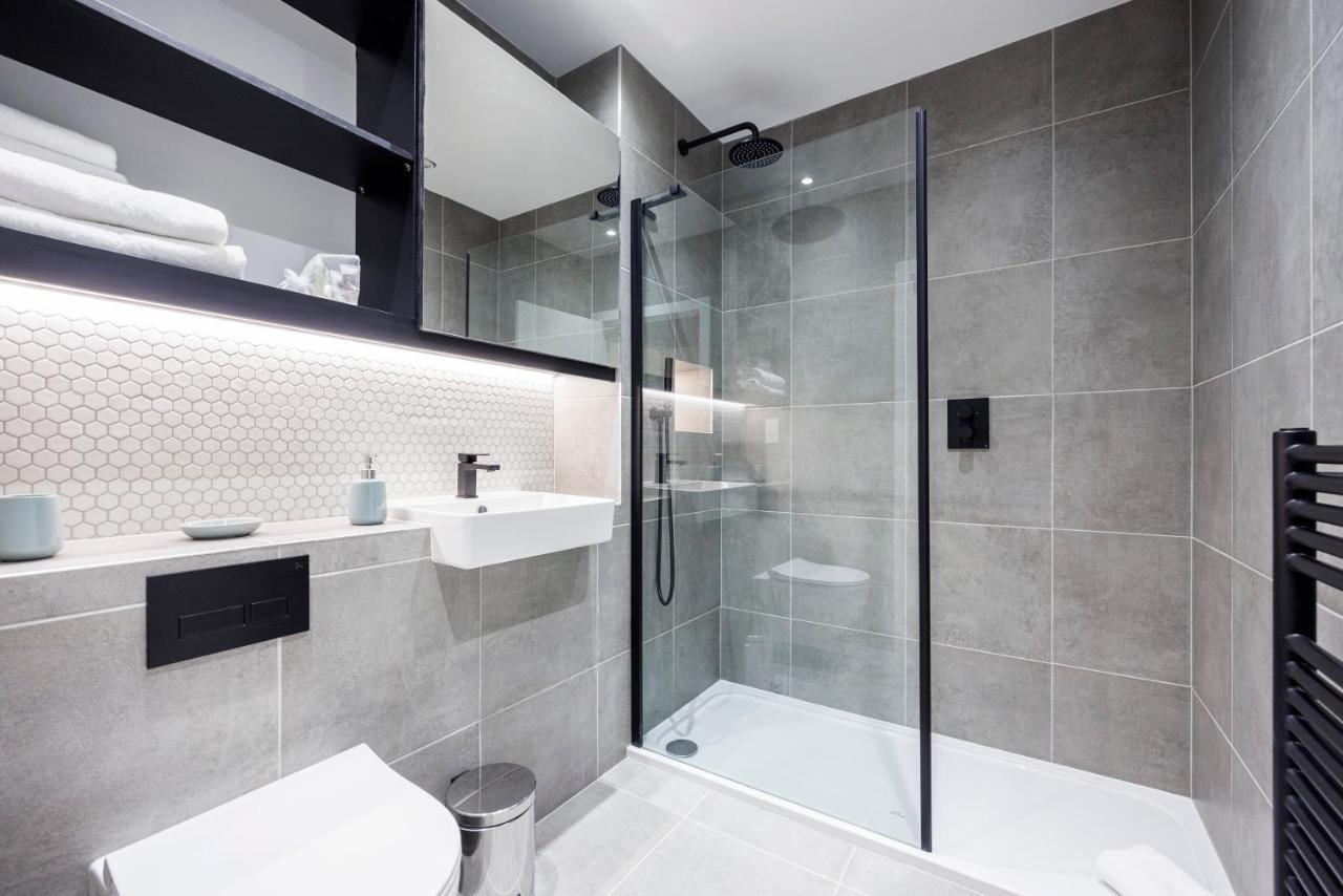 Luxury Spacious 2 Bed Apartment, London - Sk Exterior foto